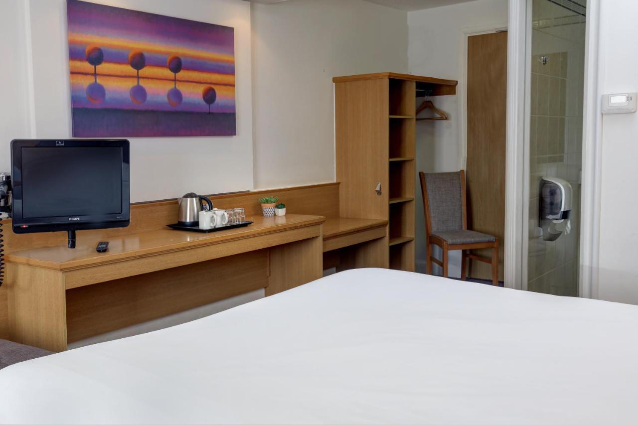 Orchid Epsom; Sure Hotel Collection By Best Western Bagian luar foto