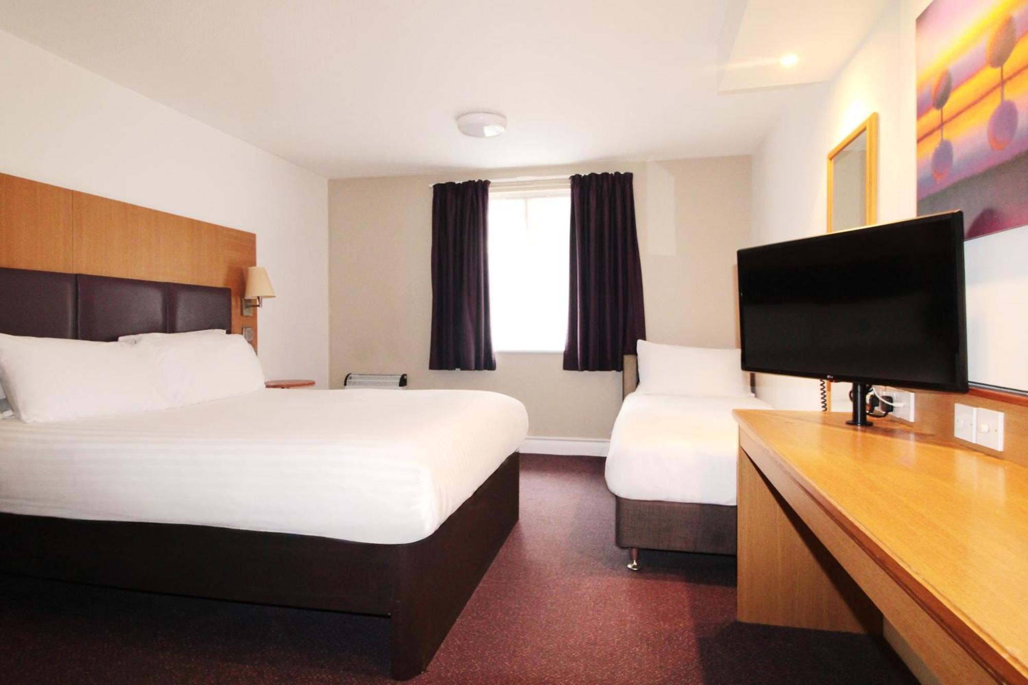 Orchid Epsom; Sure Hotel Collection By Best Western Bagian luar foto