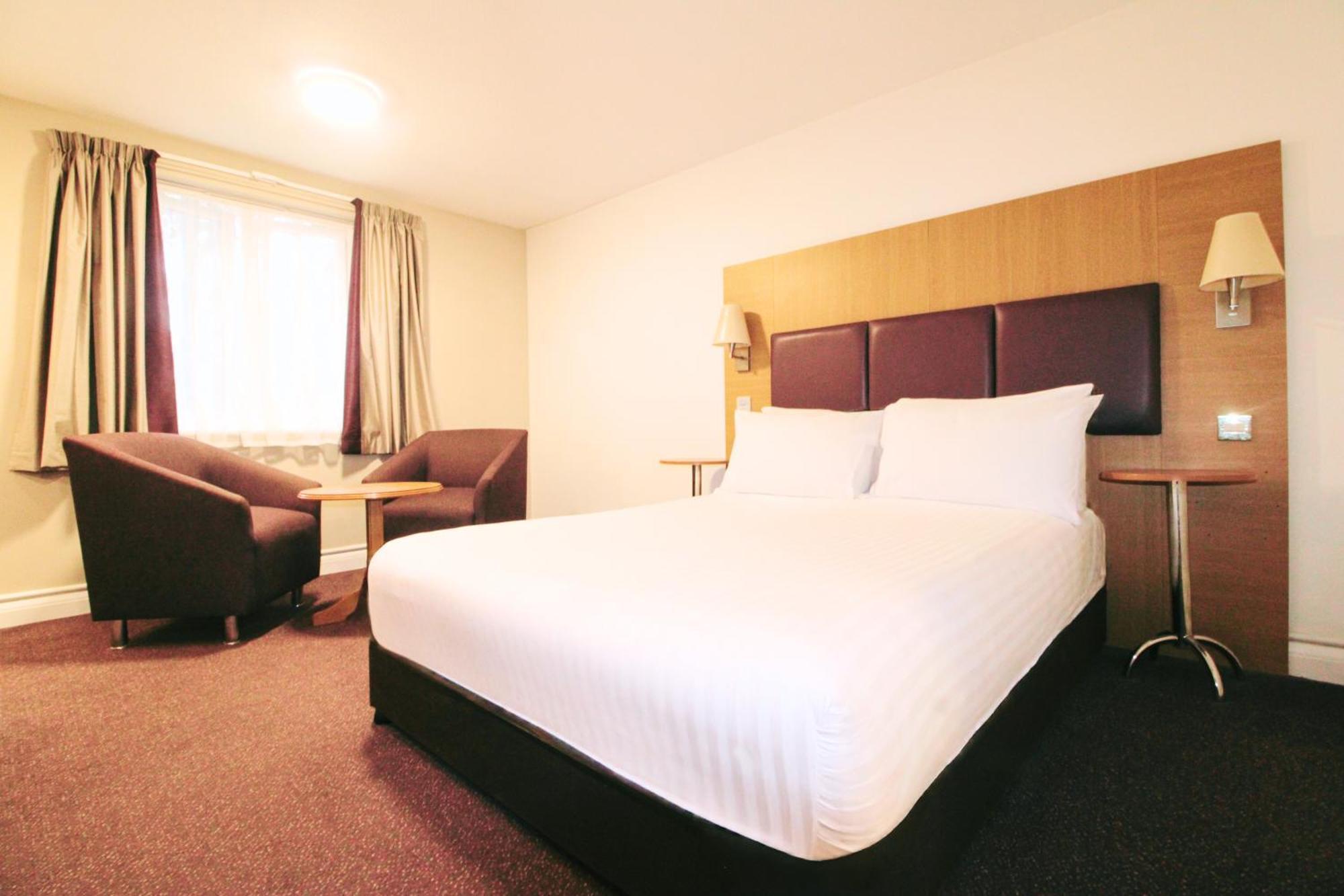 Orchid Epsom; Sure Hotel Collection By Best Western Bagian luar foto